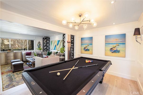 Billiard Table, Game Room, Interior, Living room, Pendant Lights, Recessed Lighting, Wood Texture Flooring