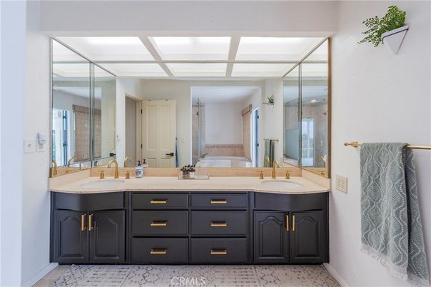 Bathroom, Dual Sink Vanities, Glass Shower, Interior