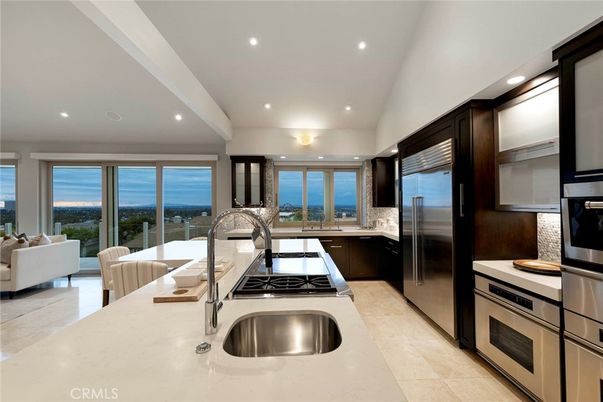 Interior, Kitchen, Living room, Recessed Lighting, Stainless Steel Appliances, Water