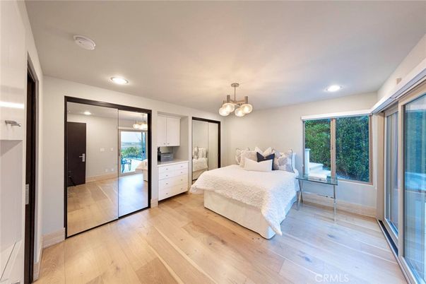 Bedroom, Interior, Pendant Lights, Recessed Lighting, Wood Texture Flooring