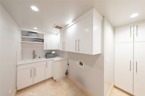 Interior, Recessed Lighting, Washer