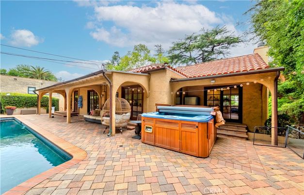 Exterior, Hot Tub, Pool