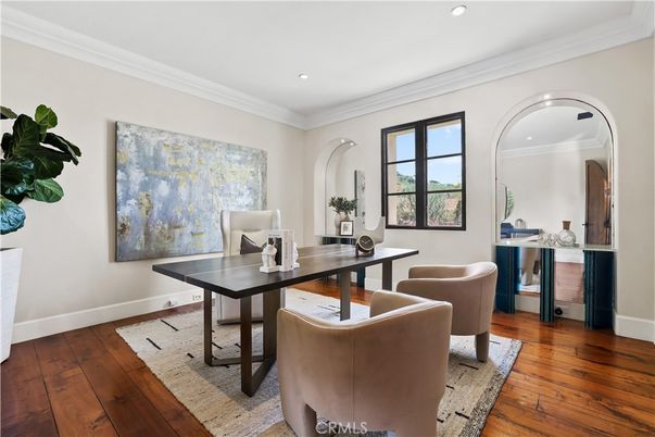 Home Office, Interior, Recessed Lighting, Wood Texture Flooring