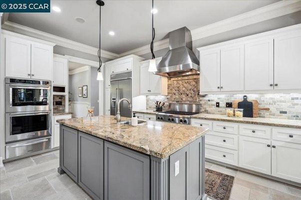 Interior, Kitchen, Pendant Lights, Recessed Lighting, Stainless Steel Appliances