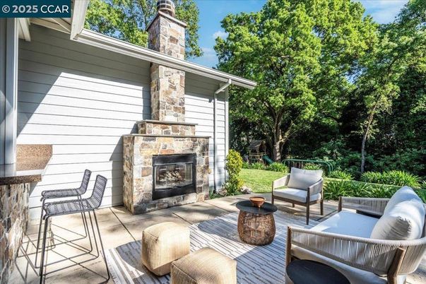 Exterior, Fireplace