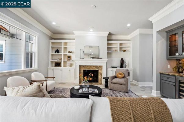 Fireplace, Interior, Living room, Recessed Lighting