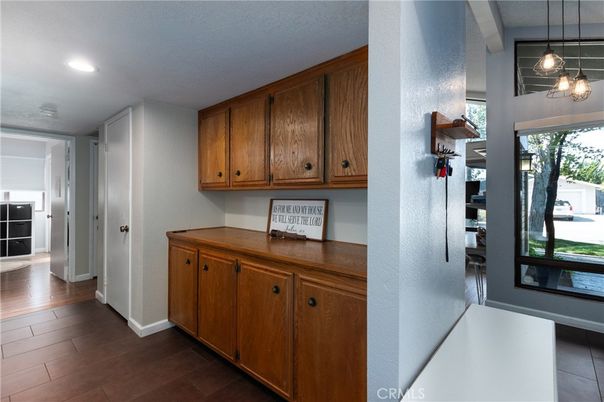 Interior, Pendant Lights, Recessed Lighting, Wood Texture Flooring