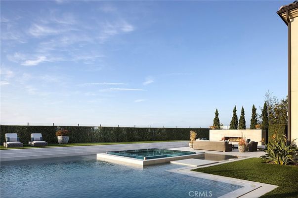 Exterior, Lake, Pool