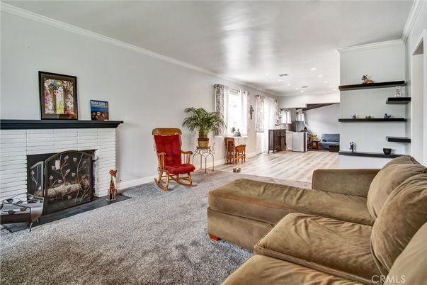 Fireplace, Interior, Living room, Recessed Lighting
