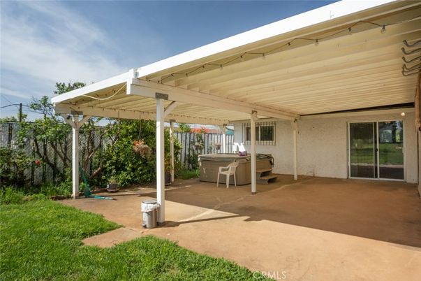 Exterior, Hot Tub