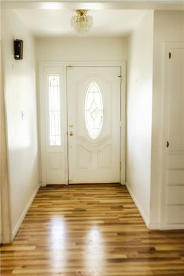 Chandelier, Interior, Wood Texture Flooring