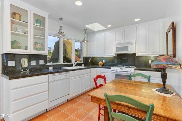 Dining room, Interior, Kitchen, Pendant Lights, Recessed Lighting