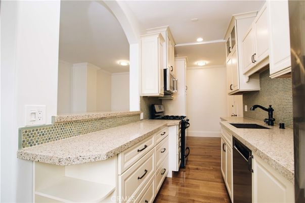 Interior, Kitchen, Recessed Lighting, Wood Texture Flooring