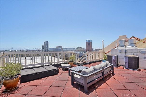Exterior, Other, Skyline