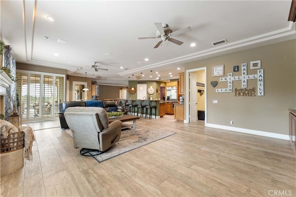 Interior, Kitchen, Living room, Pendant Lights, Recessed Lighting, Wood Texture Flooring