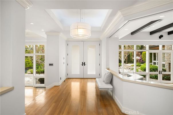 Interior, Pendant Lights, Recessed Lighting, Wooden Beams, Wood Texture Flooring