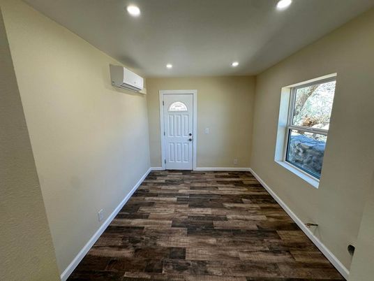 Empty room, Interior, Recessed Lighting, Wood Texture Flooring