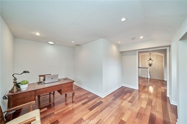 Home Office, Interior, Pendant Lights, Recessed Lighting, Wood Texture Flooring