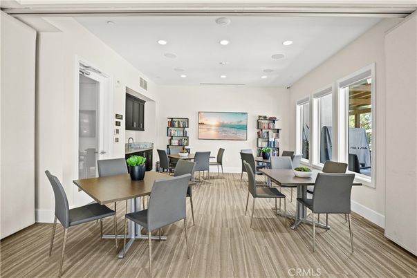 Dining room, Interior, Recessed Lighting