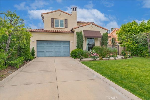 Attached, Exterior, Facade, Spanish Mediterranean