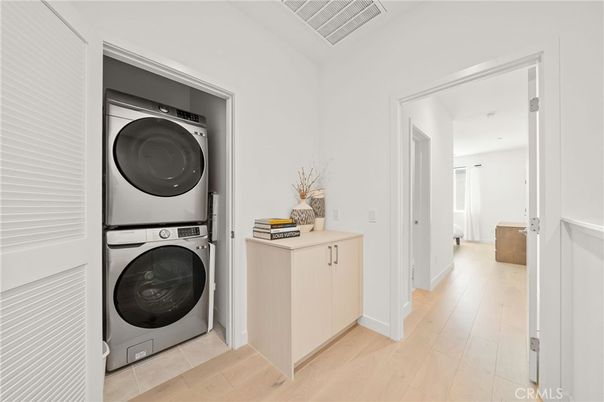 Interior, Recessed Lighting, Utility Closets, Washer, Wood Texture Flooring