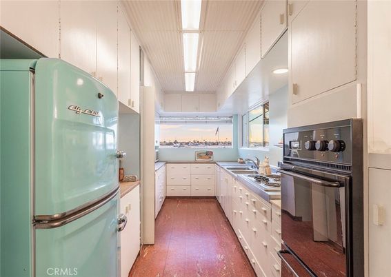 Interior, Kitchen, Stainless Steel Appliances