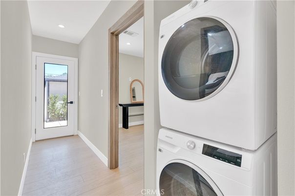 Interior, Recessed Lighting, Utility Closets, Washer, Wood Texture Flooring