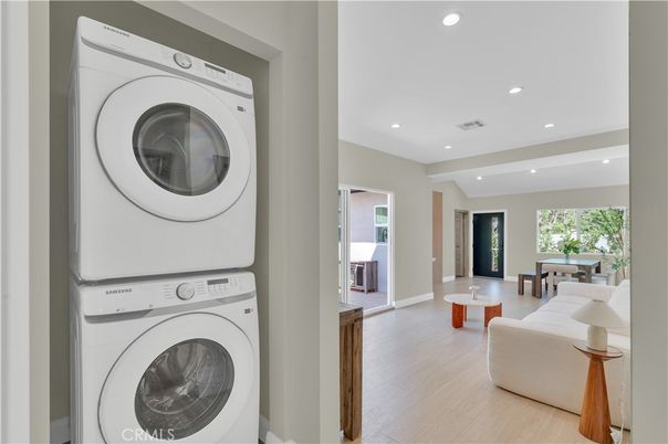 Interior, Recessed Lighting, Utility Closets, Washer, Wood Texture Flooring