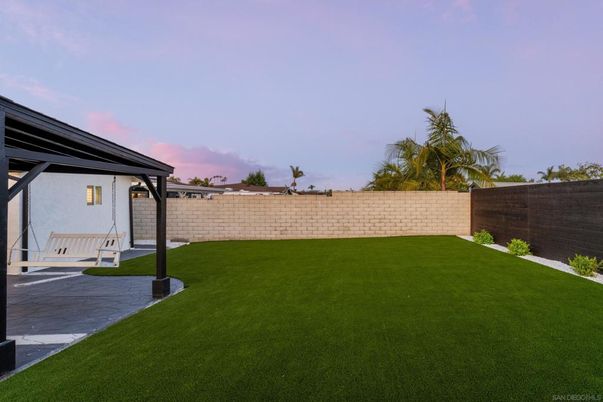 Backyard, Exterior