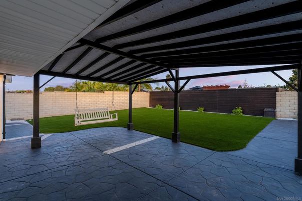 Backyard, Exterior