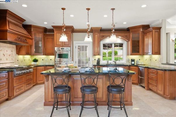 Interior, Kitchen, Pendant Lights, Recessed Lighting, Stainless Steel Appliances