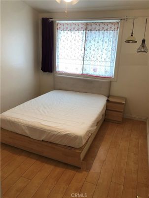 Bedroom, Interior, Pendant Lights, Wood Texture Flooring