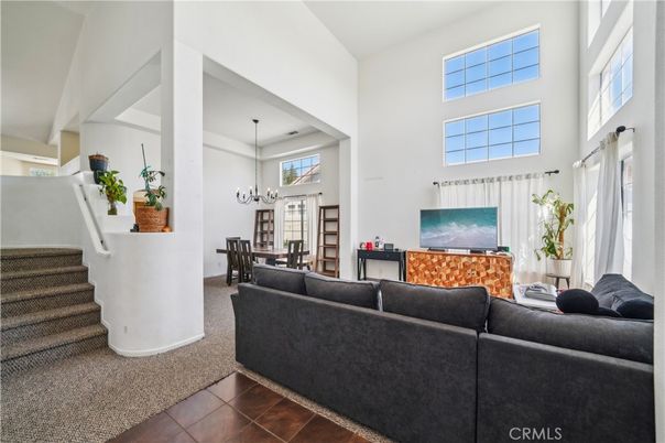 Dining room, Interior, Living room, Pendant Lights