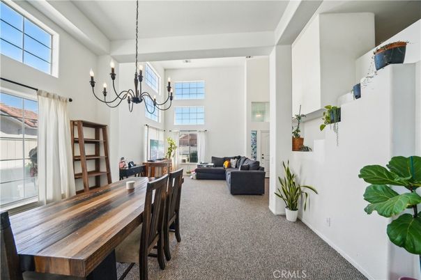 Chandelier, Dining room, Interior, Living room