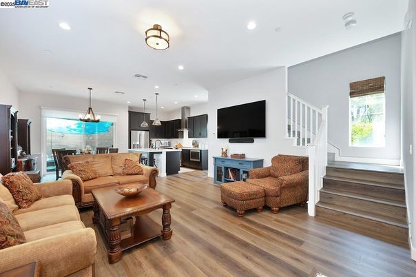 Dining room, Interior, Kitchen, Living room, Pendant Lights, Recessed Lighting, Wood Texture Flooring