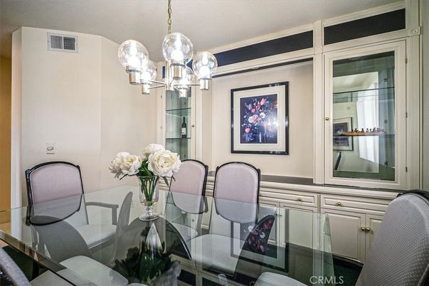Chandelier, Dining room, Interior
