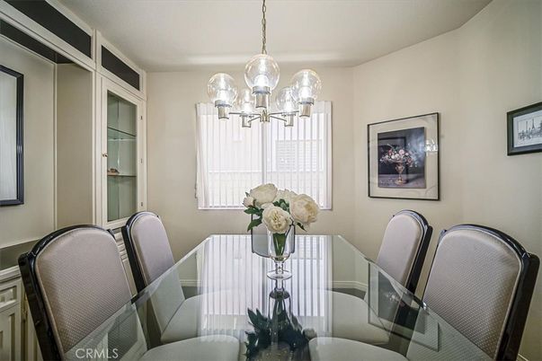 Chandelier, Dining room, Interior