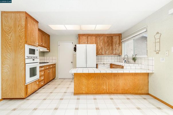 Interior, Kitchen, Tile Countertops