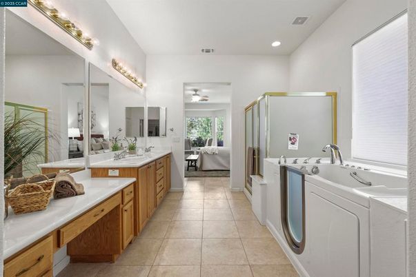 Bathroom, Bedroom, Dual Sink Vanities, Interior, Recessed Lighting