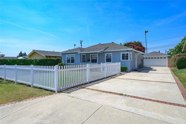 Backyard, Detached Garage, Exterior