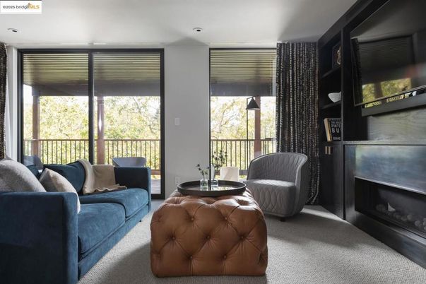 Fireplace, Interior, Living room, Recessed Lighting