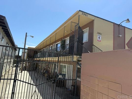 Exterior, Facade, None
