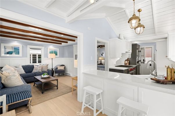 Interior, Kitchen, Living room, Pendant Lights, Stainless Steel Appliances, Wooden Beams, Wood Texture Flooring