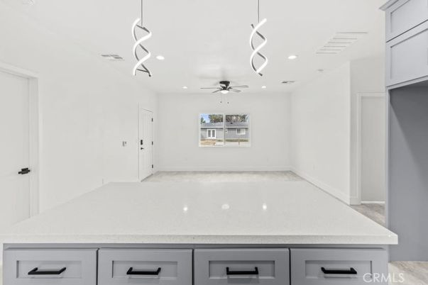 Empty room, Interior, Pendant Lights, Recessed Lighting