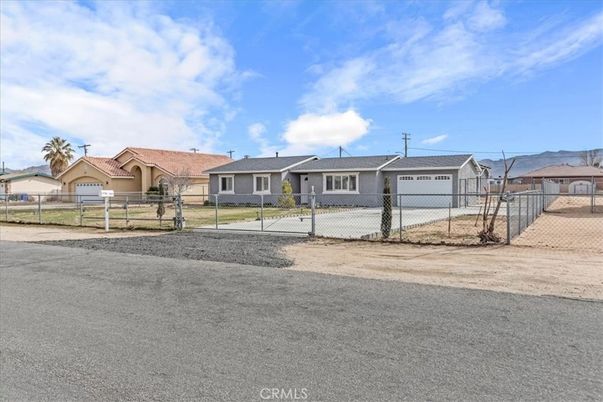 Attached, Backyard, Exterior, Facade, Ranch