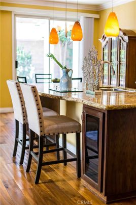 Interior, Pendant Lights, Wood Texture Flooring