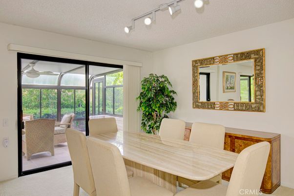 Dining room, Interior