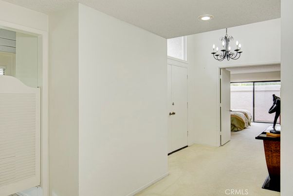 Chandelier, Interior, Recessed Lighting