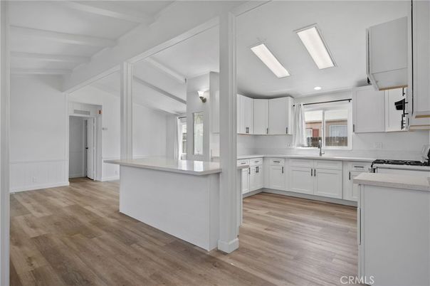 Interior, Kitchen, Recessed Lighting, Wood Texture Flooring