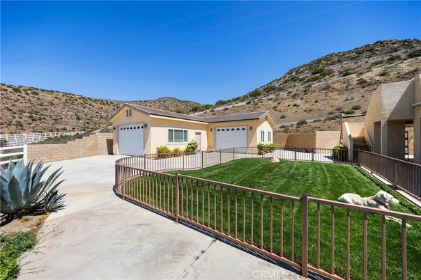 Backyard, Detached Garage, Exterior